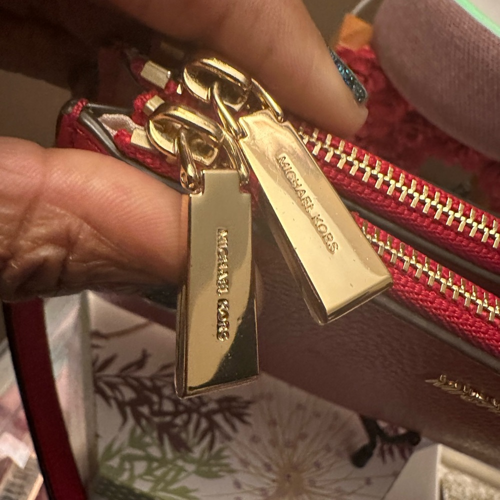 Nwot Adele Pebbled Leather Smartphone Wallet Wris… - image 3